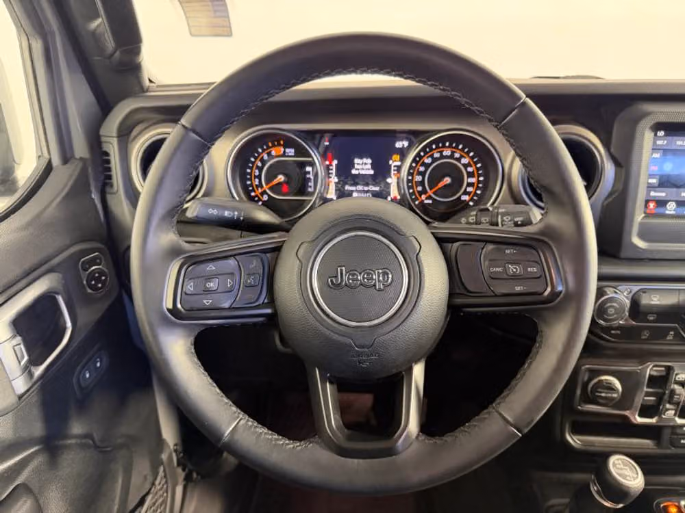 2020 Jeep Wrangler Unlimited Willys Image 12