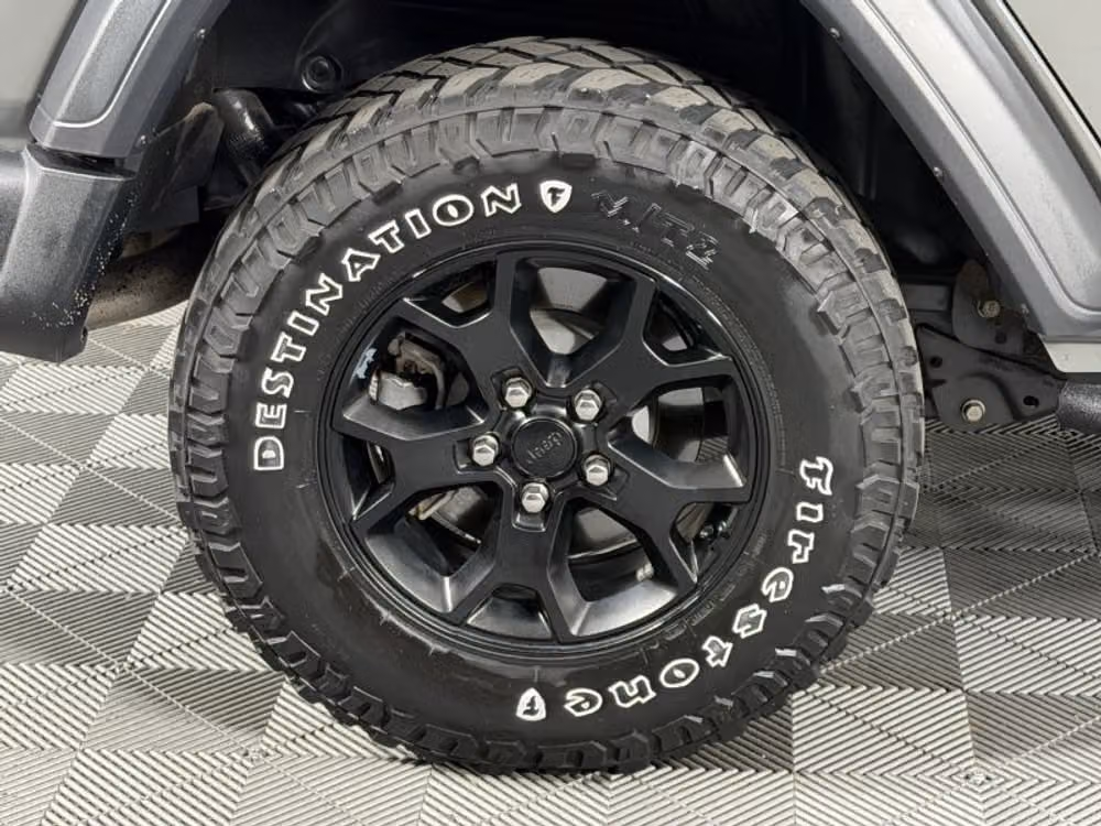 2020 Jeep Wrangler Unlimited Willys Image 25
