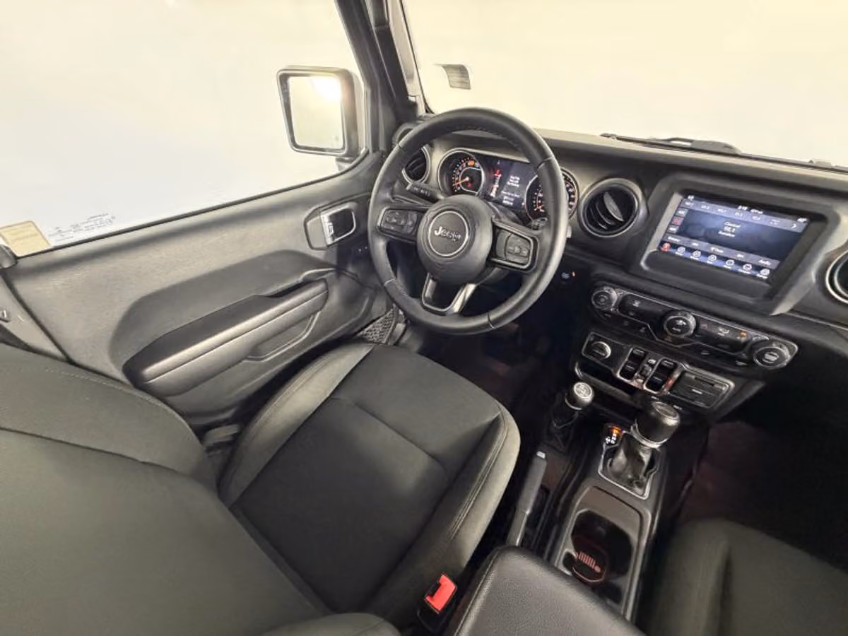 2020 Jeep Wrangler Unlimited Willys Image 9