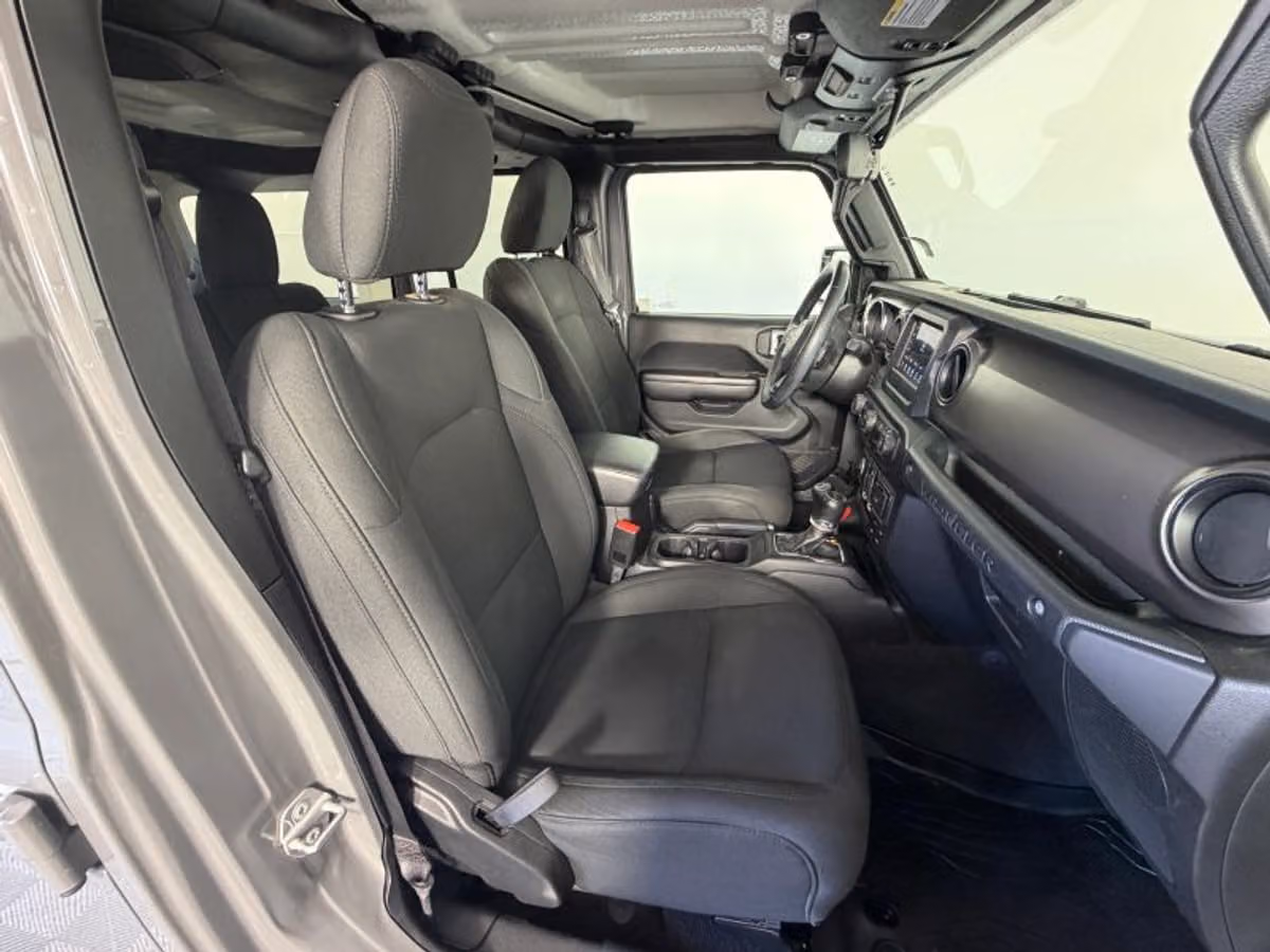2020 Jeep Wrangler Unlimited Willys Image 29