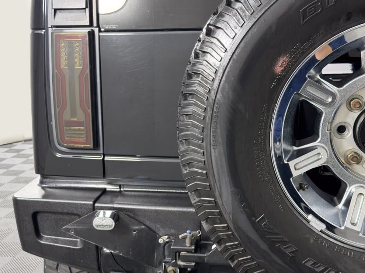 2005 HUMMER H2 Sport Utility 4D Image 20
