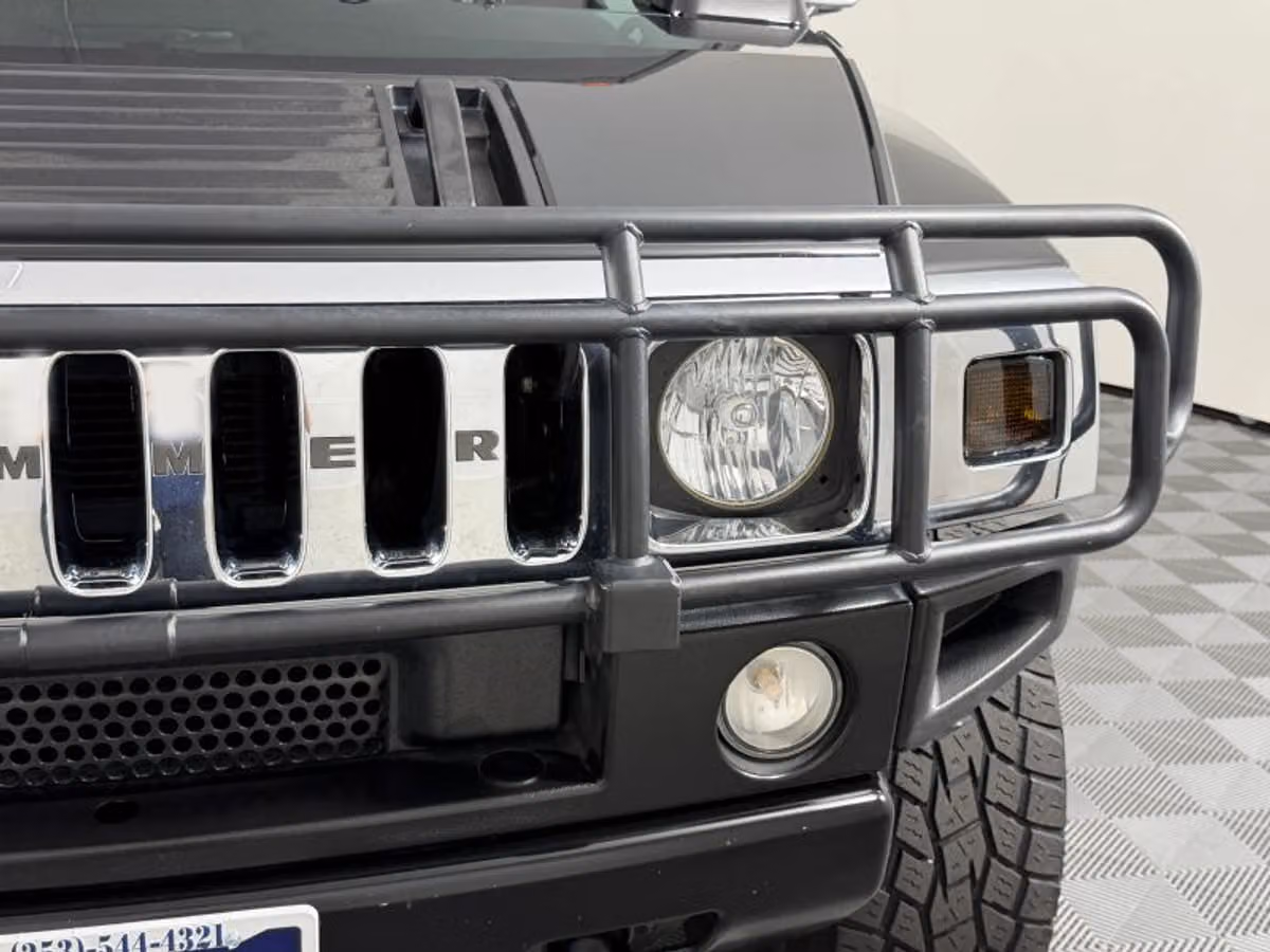 2005 HUMMER H2 Sport Utility 4D Image 5