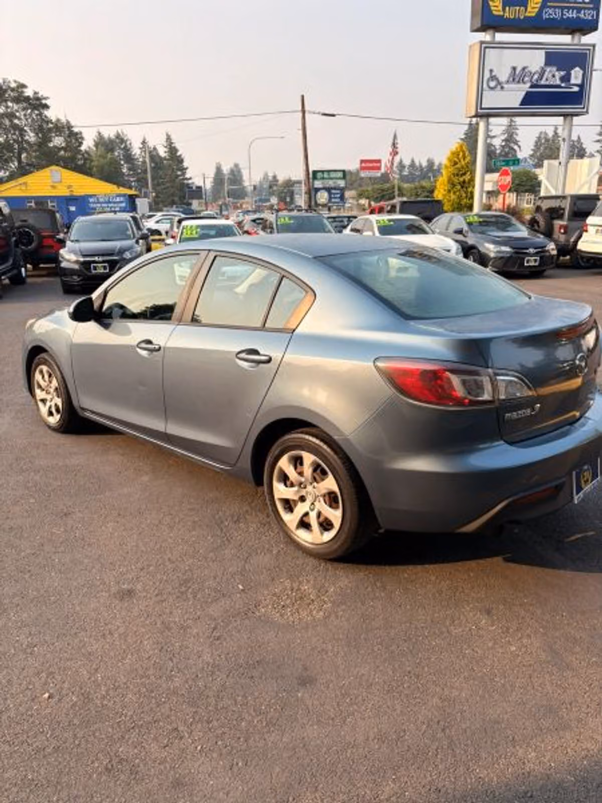 2011 Mazda 3 i Sport Image 8
