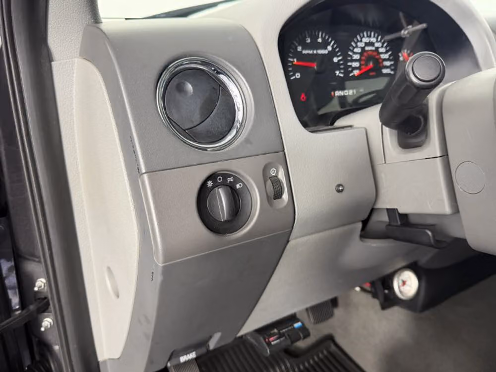 2006 Ford F-150 SuperCrew Image 31
