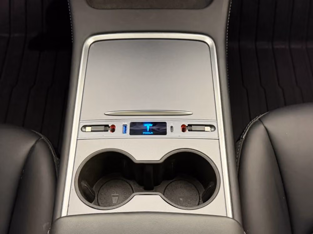 2025 Tesla Model Y Long Range Image 14