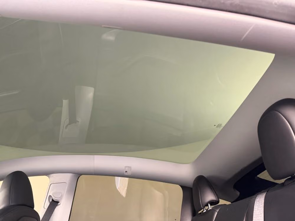 2025 Tesla Model Y Long Range Image 33