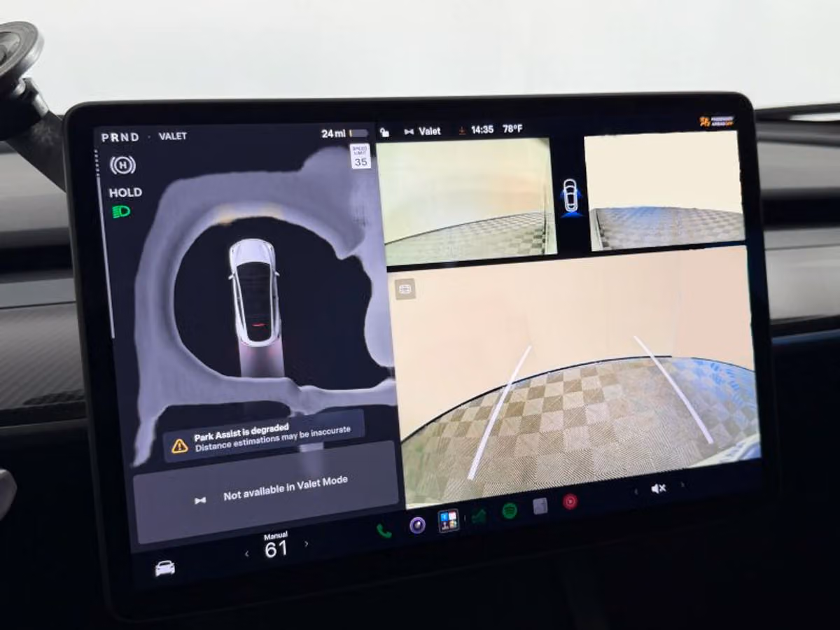 2025 Tesla Model Y Long Range Image 28