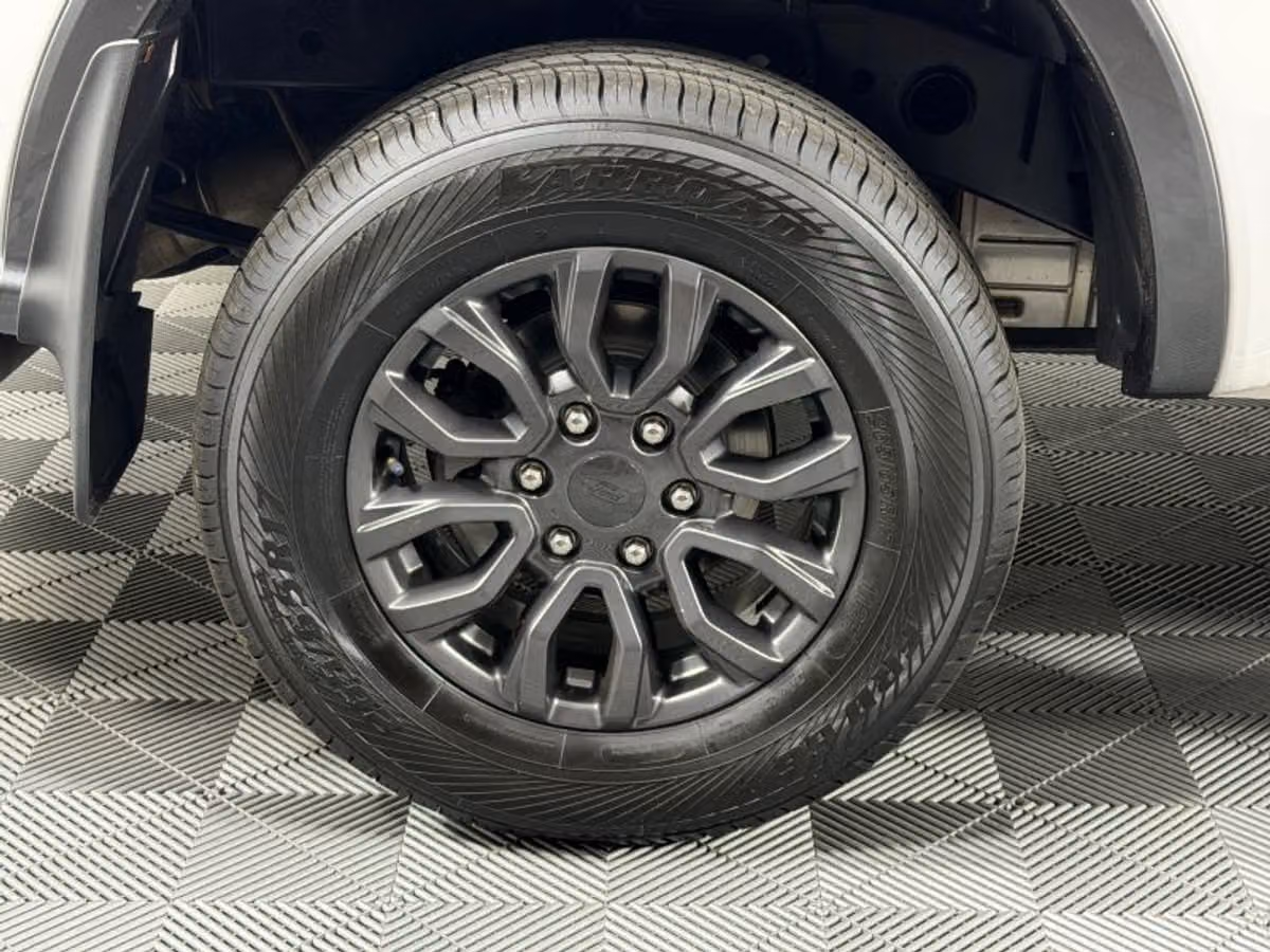 2019 Ford Ranger XLT SuperCrew Image 3