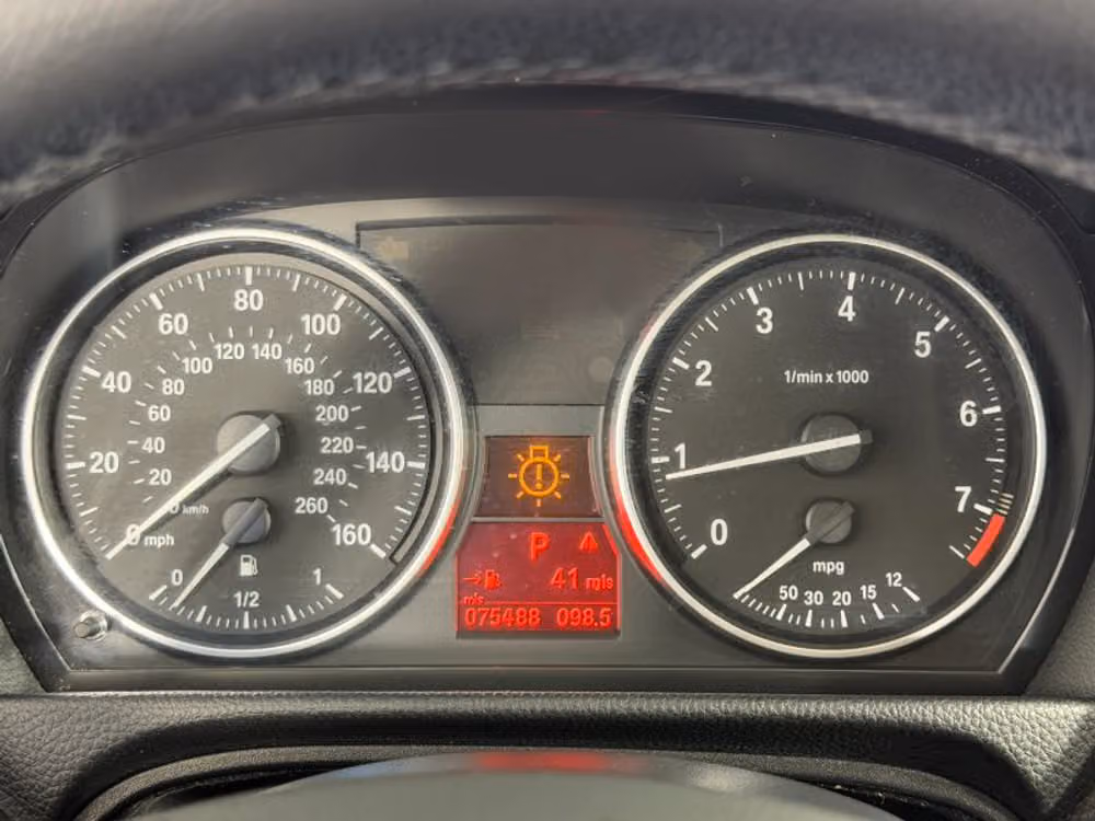 2011 BMW 3 Series 328i xDrive Image 40
