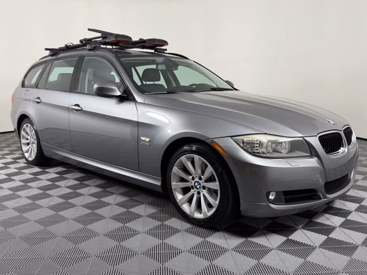 2011 BMW 3 Series 328i xDrive Image 6