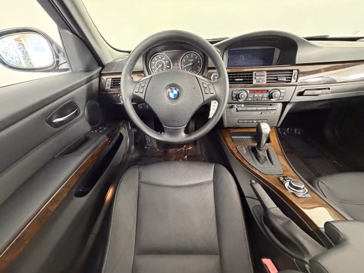 2011 BMW 3 Series 328i xDrive Image 22