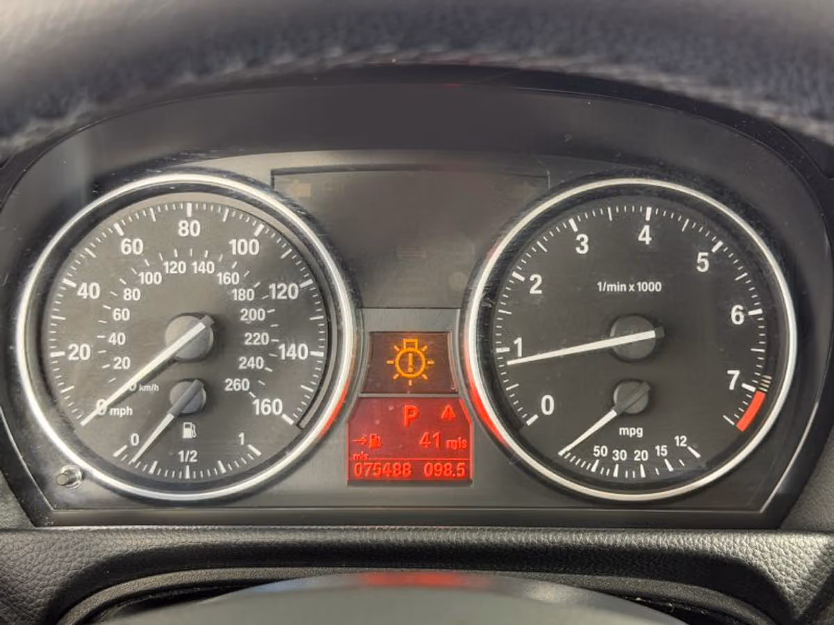 2011 BMW 3 Series 328i xDrive Image 40