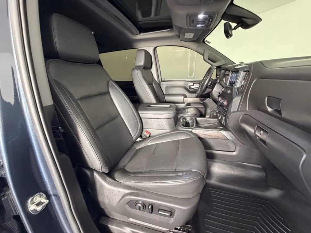 2020 Chevrolet Silverado 1500 LTZ Crew Cab Image 22