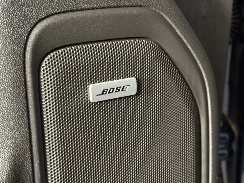 2020 Chevrolet Silverado 1500 LTZ Crew Cab Image 27