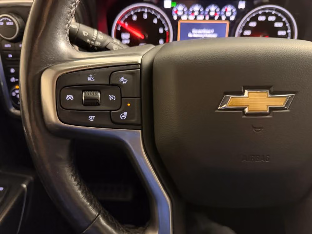 2020 Chevrolet Silverado 1500 LTZ Crew Cab Image 41