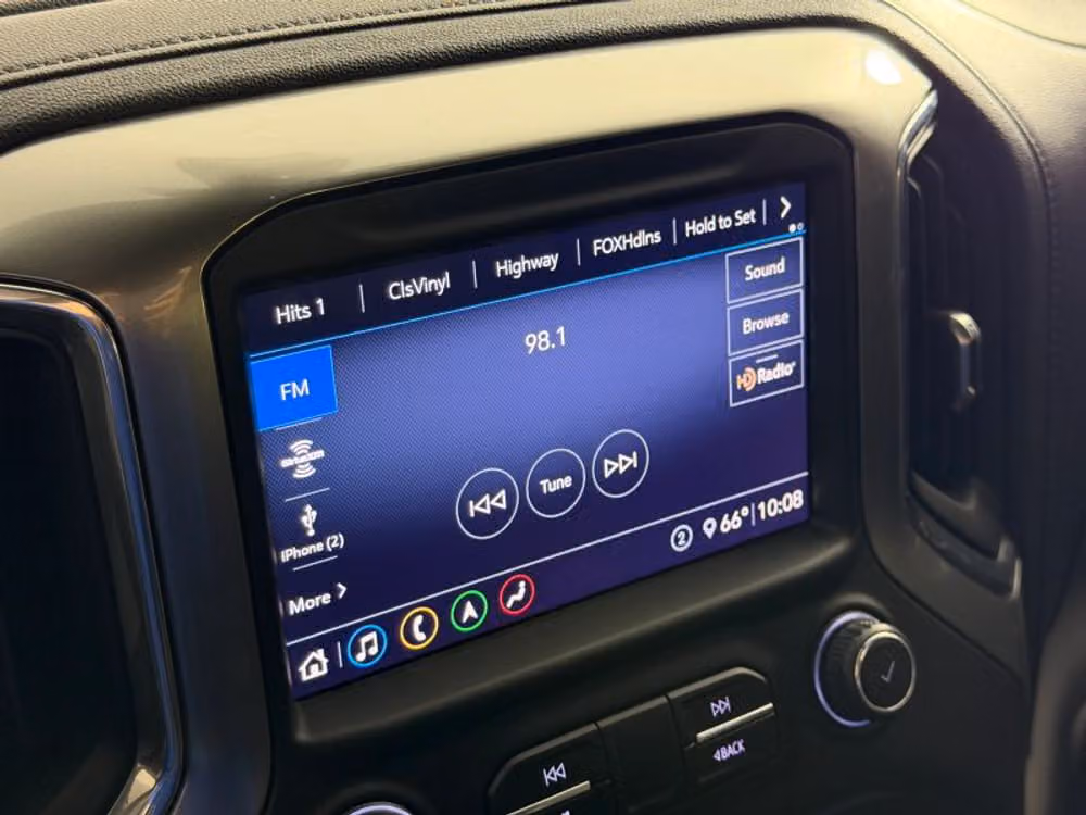 2020 Chevrolet Silverado 1500 LTZ Crew Cab Image 45
