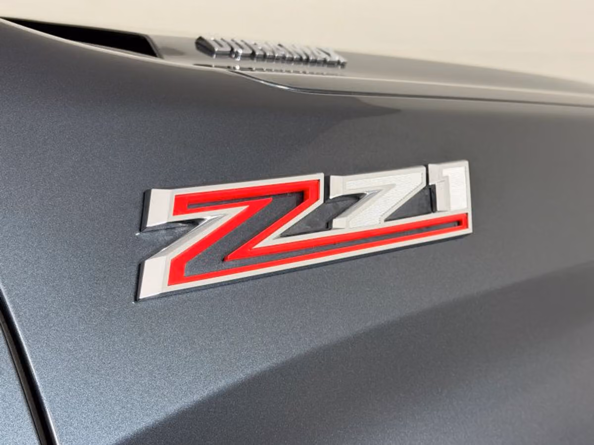 2020 Chevrolet Silverado 1500 LTZ Crew Cab Image 16