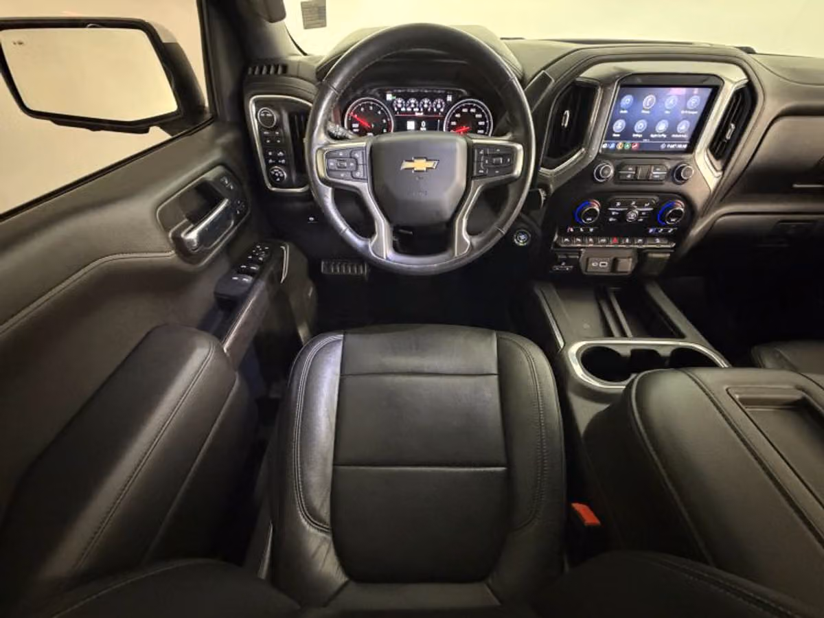 2020 Chevrolet Silverado 1500 LTZ Crew Cab Image 37