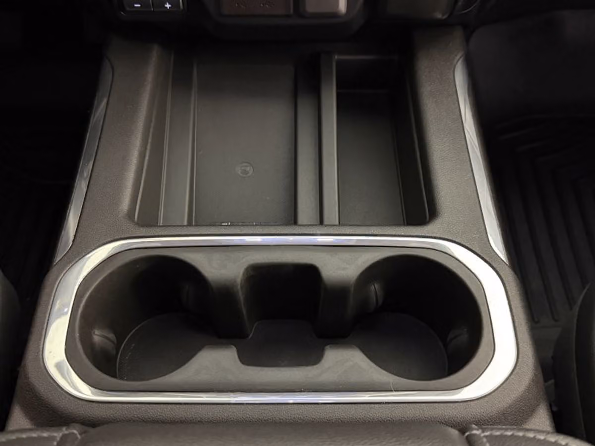 2020 Chevrolet Silverado 1500 LTZ Crew Cab Image 36