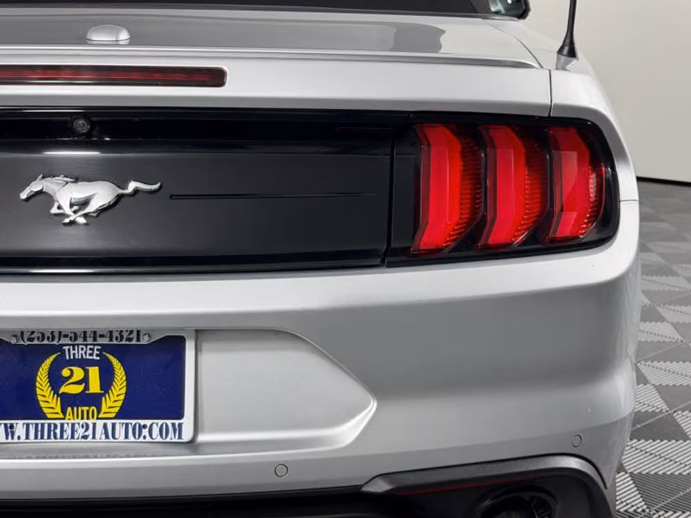 2018 Ford Mustang EcoBoost Premium Image 11