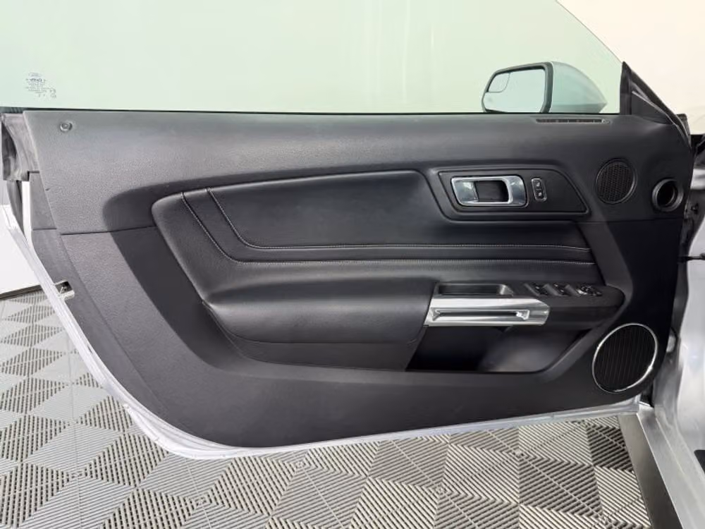 2018 Ford Mustang EcoBoost Premium Image 31