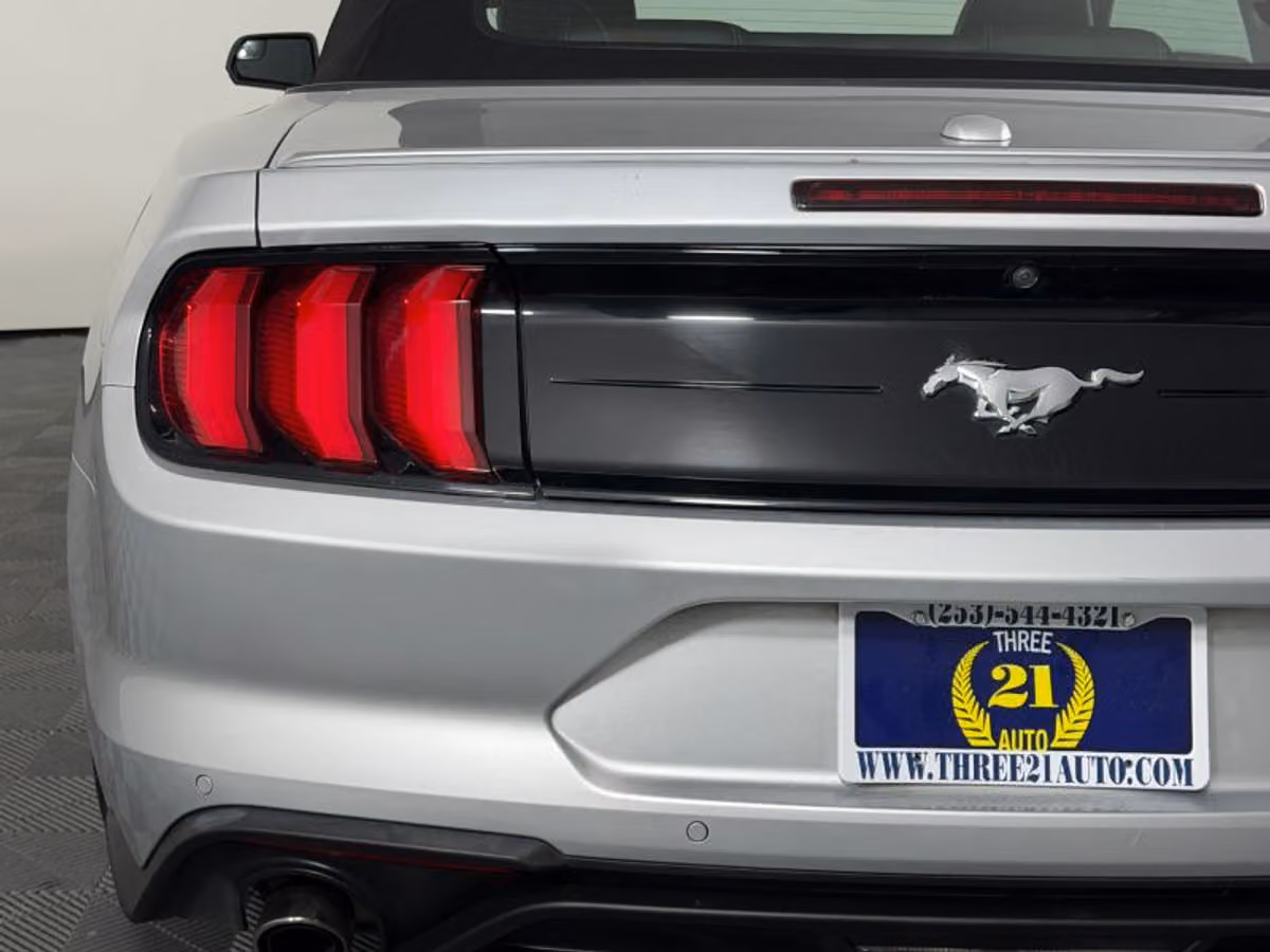 2018 Ford Mustang EcoBoost Premium Image 10