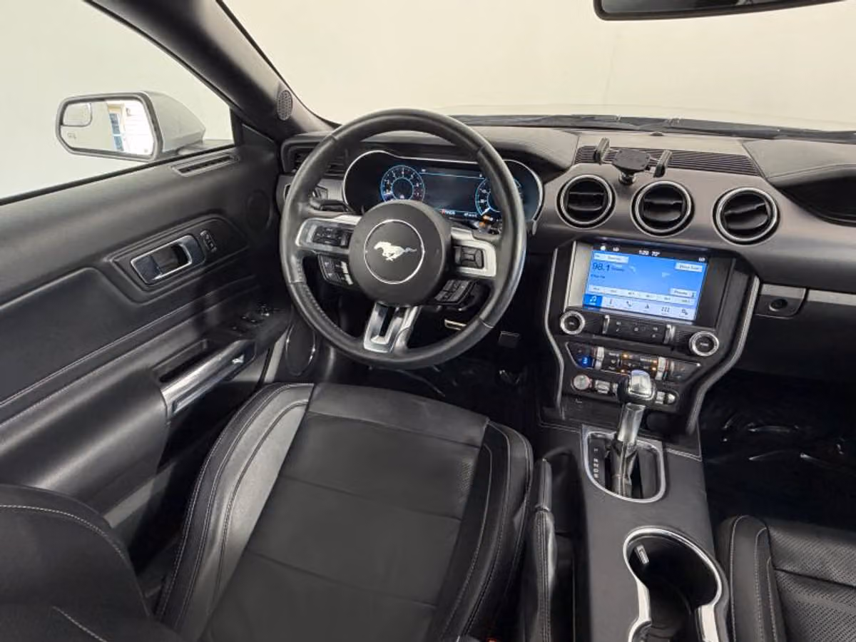 2018 Ford Mustang EcoBoost Premium Image 19