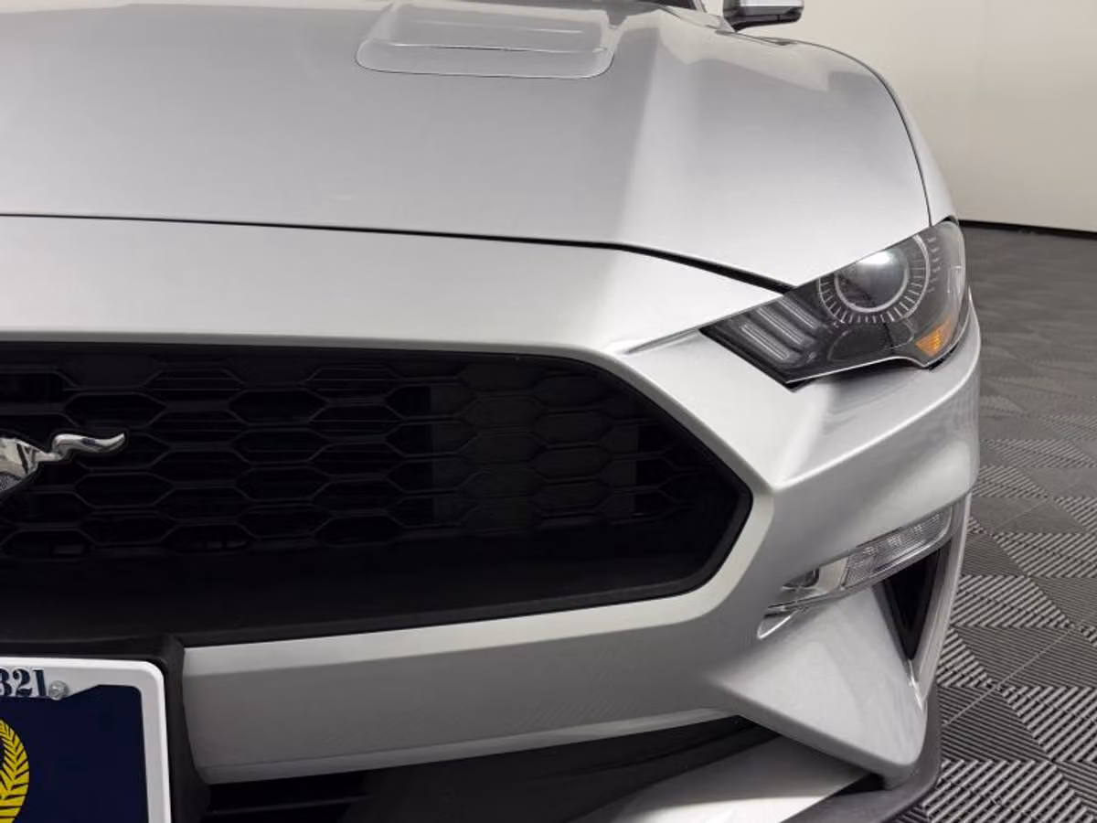 2018 Ford Mustang EcoBoost Premium Image 5