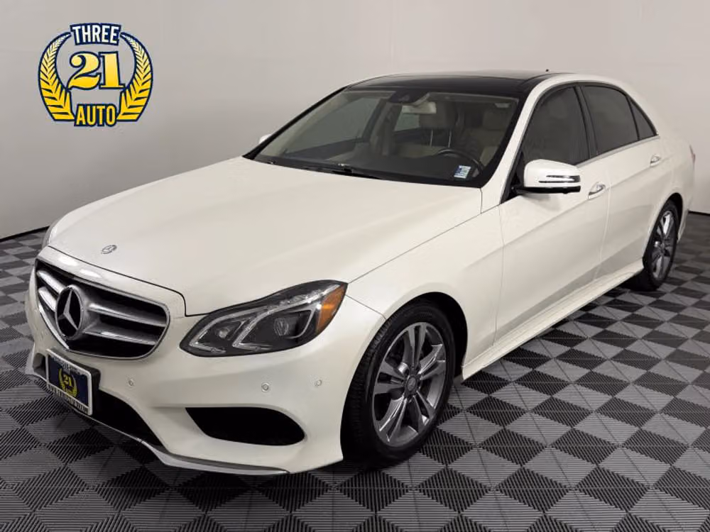2014 Mercedes-Benz E-Class E 250 BlueTEC 4MATIC Sedan 4D Image 1