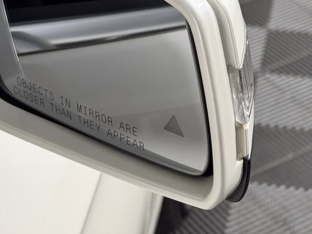2014 Mercedes-Benz E-Class E 250 BlueTEC 4MATIC Sedan 4D Image 15
