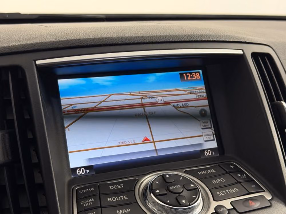2011 INFINITI G37 Sedan G37x Sedan 4D Image 31