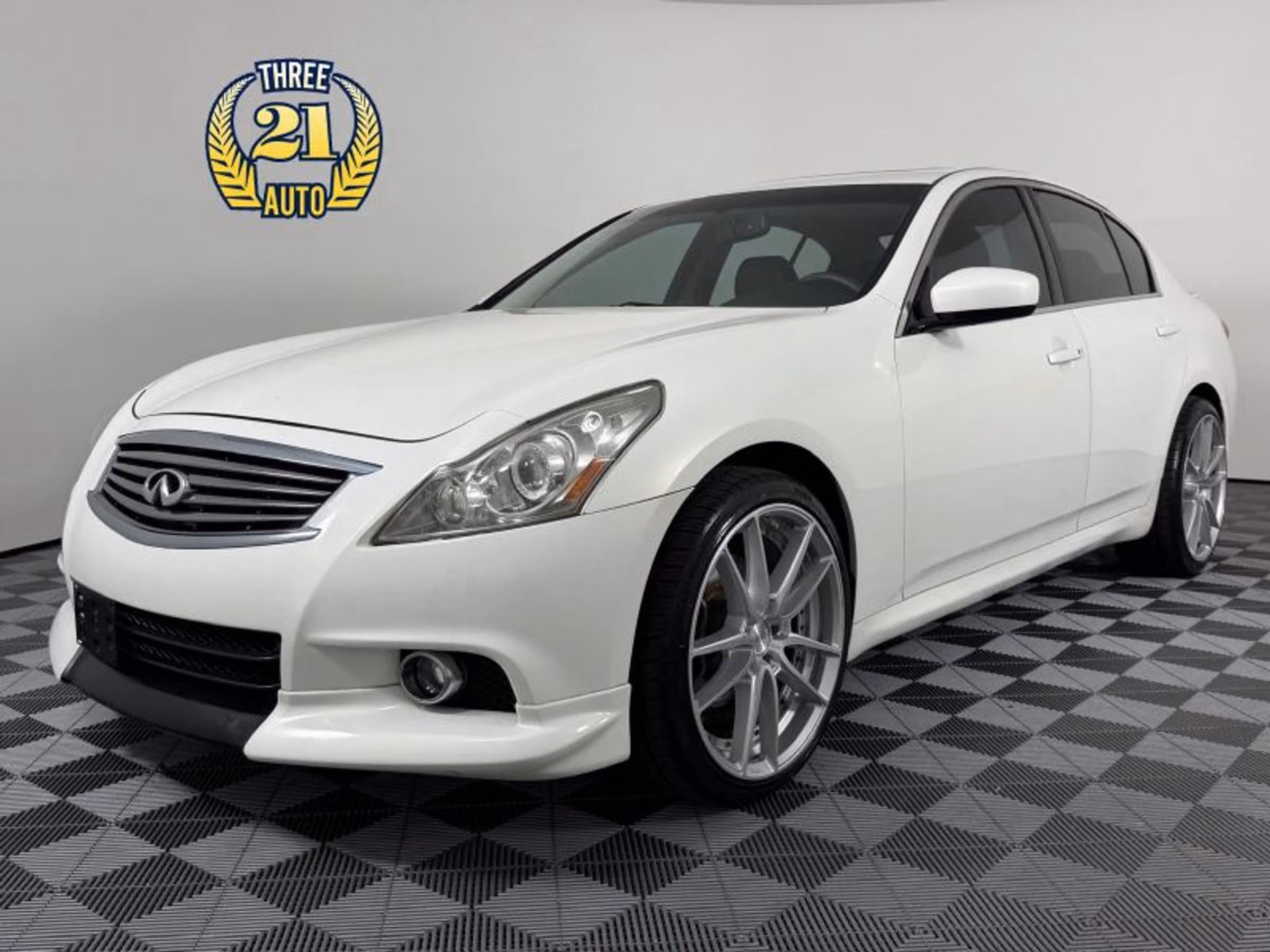2011 INFINITI G37 Sedan G37x Sedan 4D Image 1