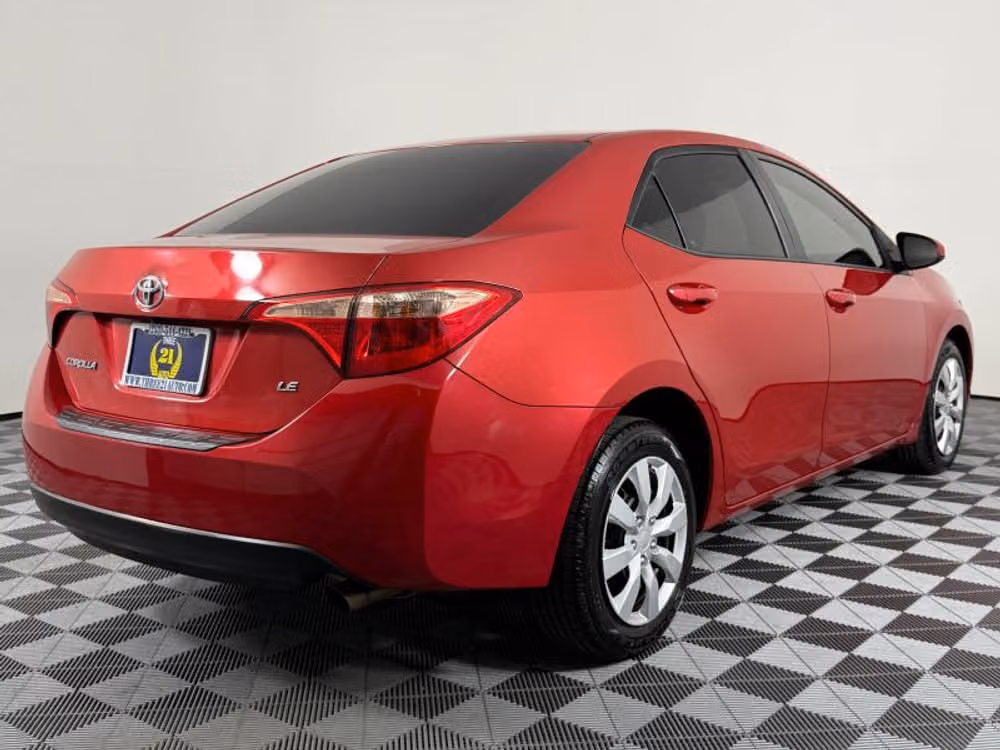 2019 Toyota Corolla LE Image 8