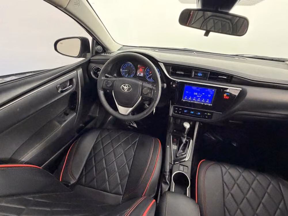 2019 Toyota Corolla LE Image 20