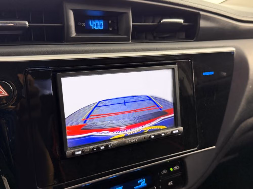 2019 Toyota Corolla LE Image 37