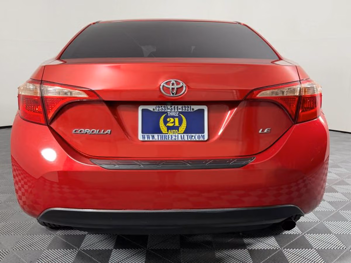 2019 Toyota Corolla LE Image 9