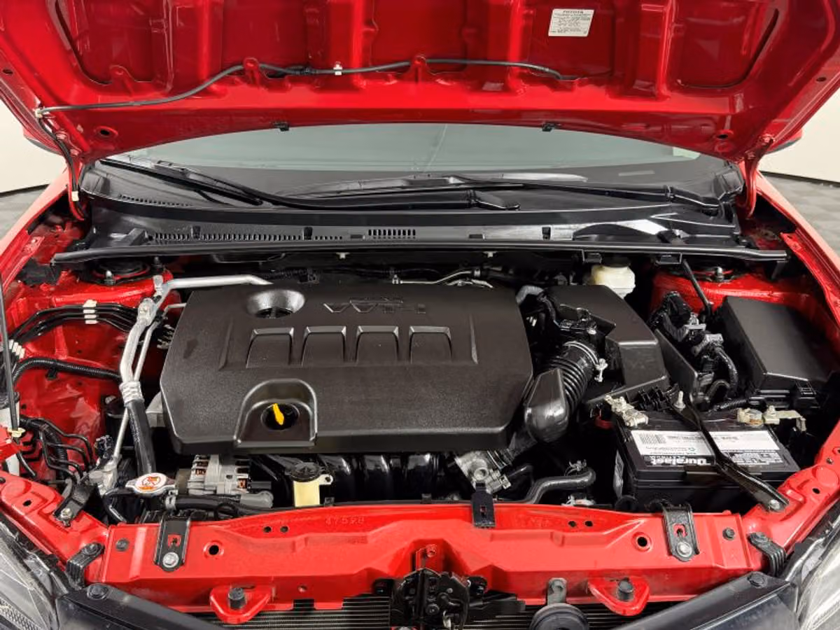 2019 Toyota Corolla LE Image 17