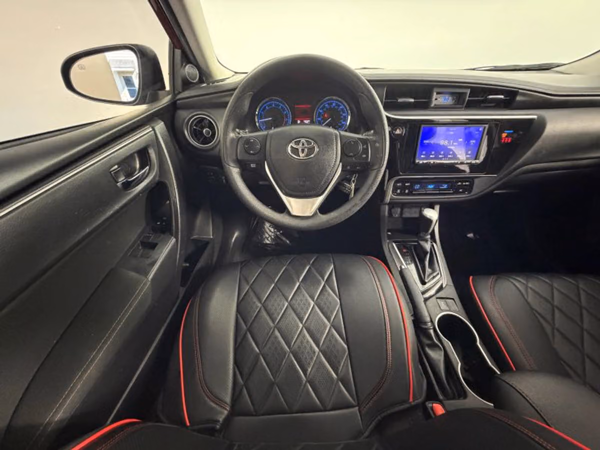 2019 Toyota Corolla LE Image 22