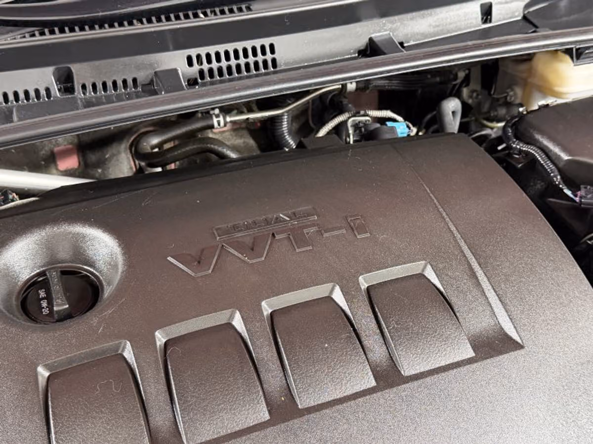 2019 Toyota Corolla LE Image 18