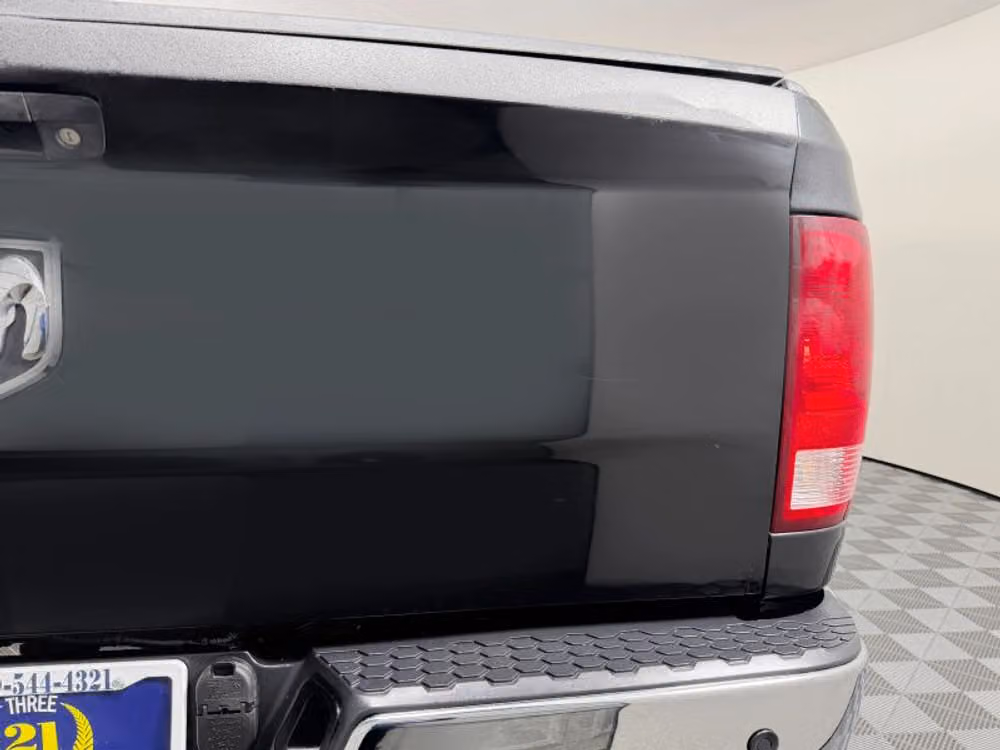 2018 Ram 3500 Tradesman Crew Cab Image 11