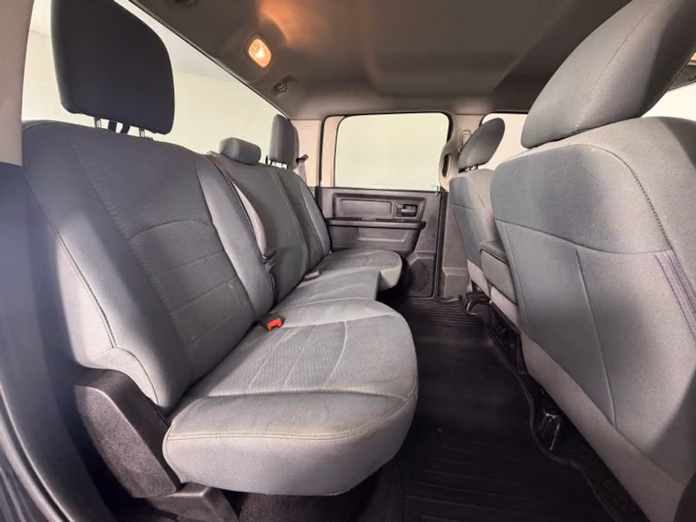 2018 Ram 3500 Tradesman Crew Cab Image 34