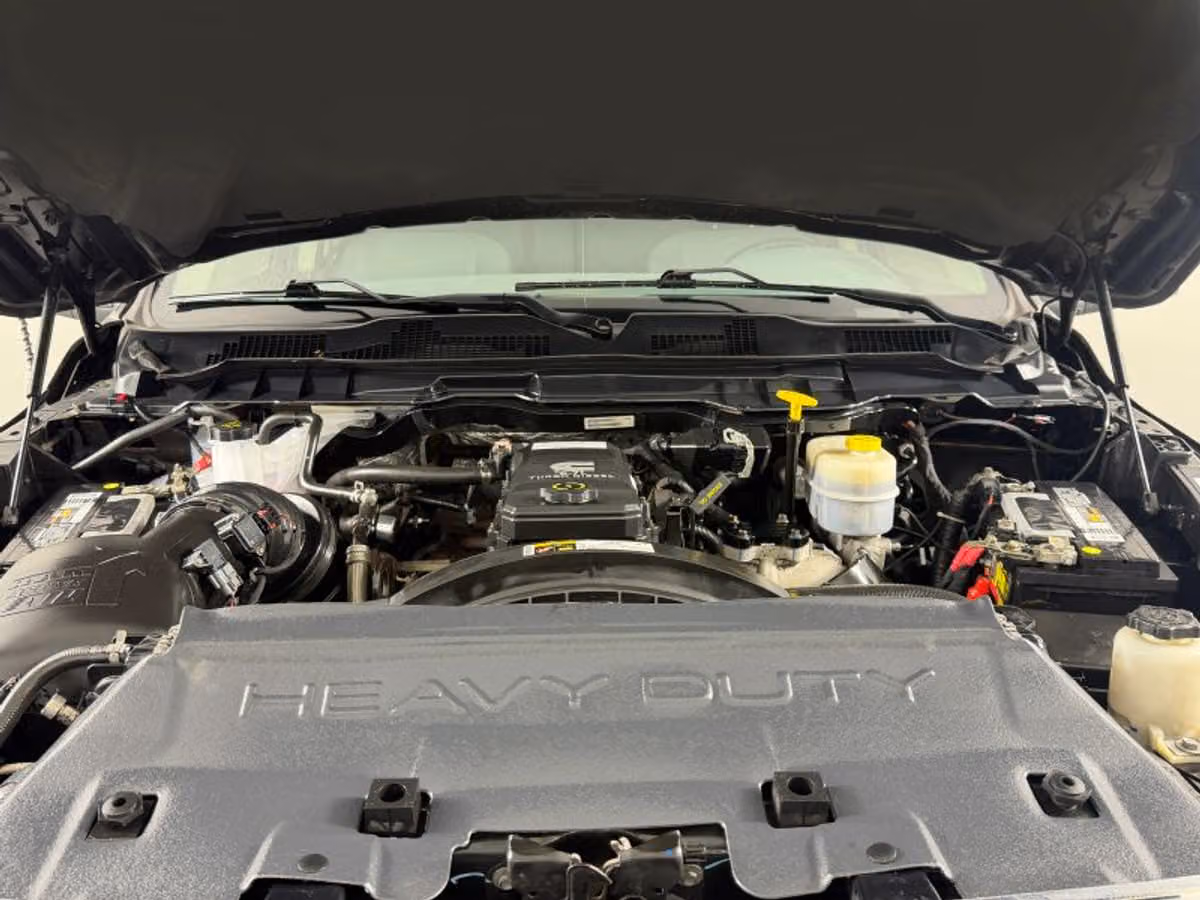 2018 Ram 3500 Tradesman Crew Cab Image 16