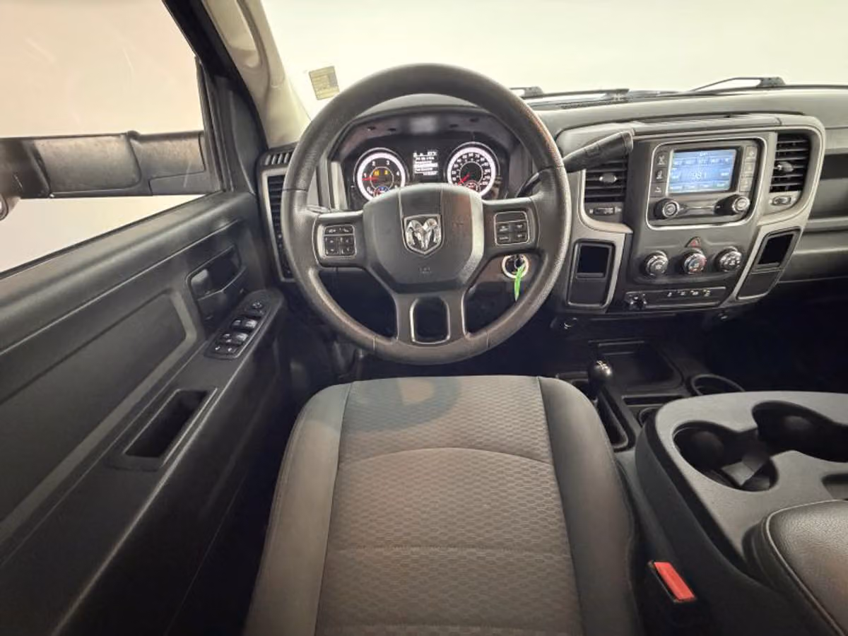 2018 Ram 3500 Tradesman Crew Cab Image 24