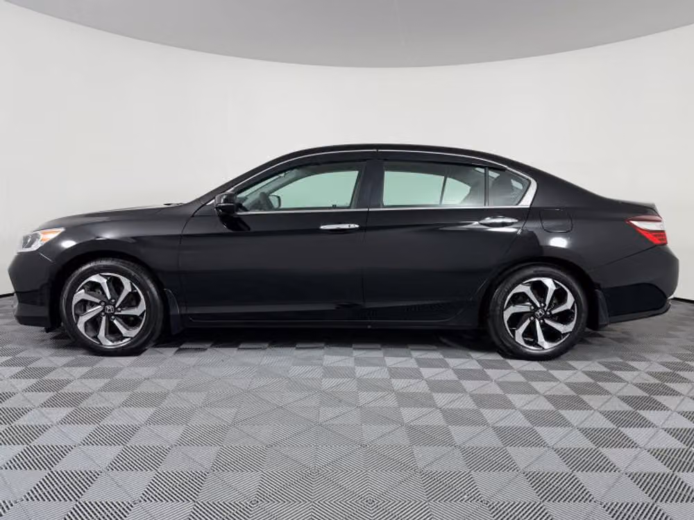 2017 Honda Accord EX Image 13