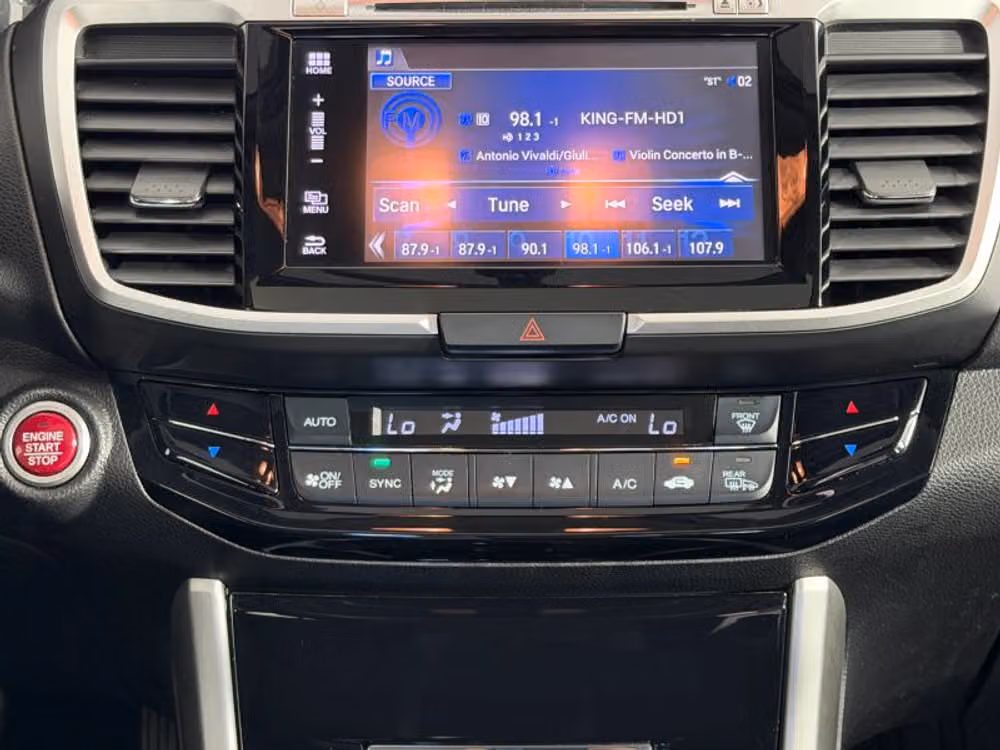 2017 Honda Accord EX Image 22