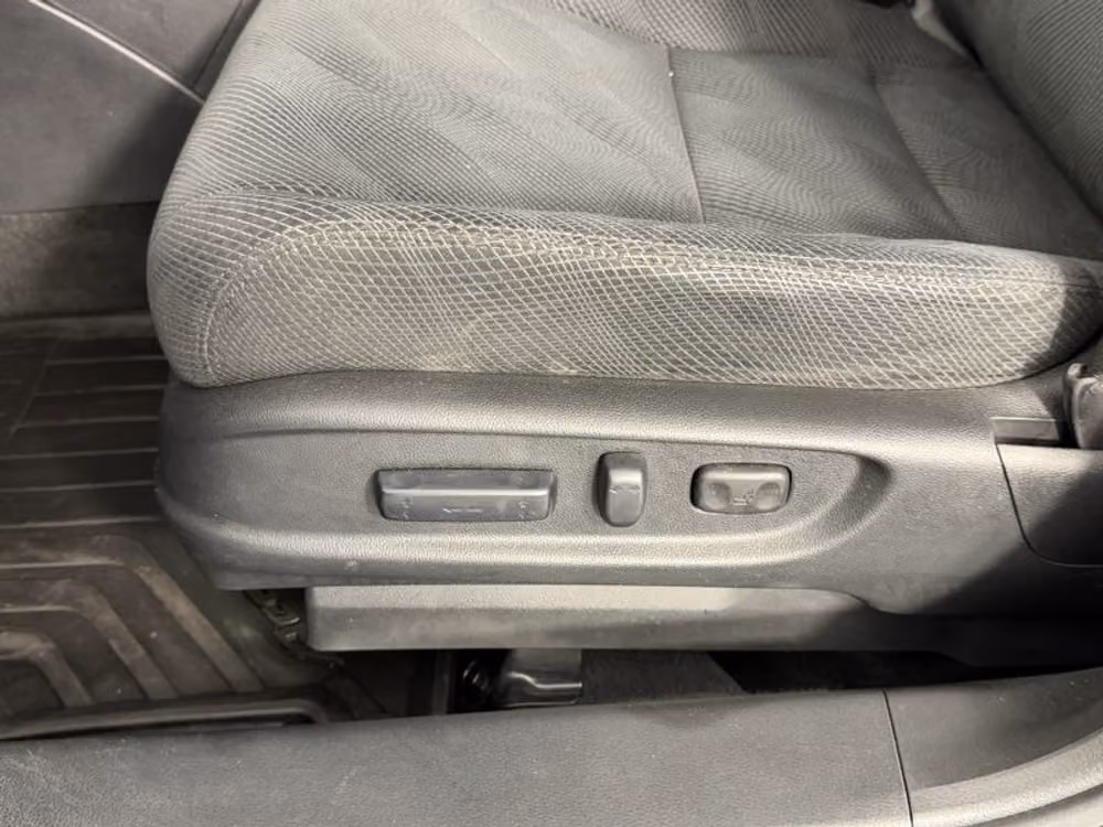 2017 Honda Accord EX Image 34