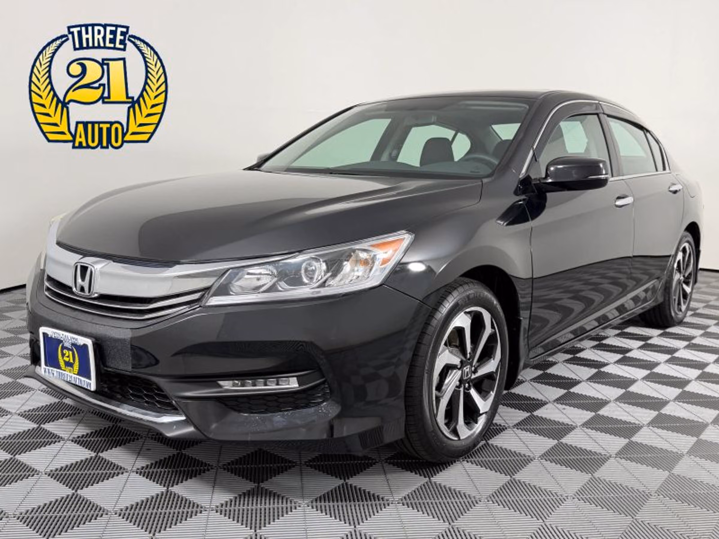 2017 Honda Accord EX Image 1