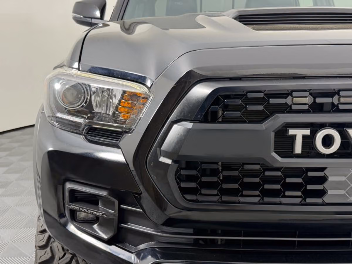 2019 Toyota Tacoma TRD Pro Double Cab Image 4