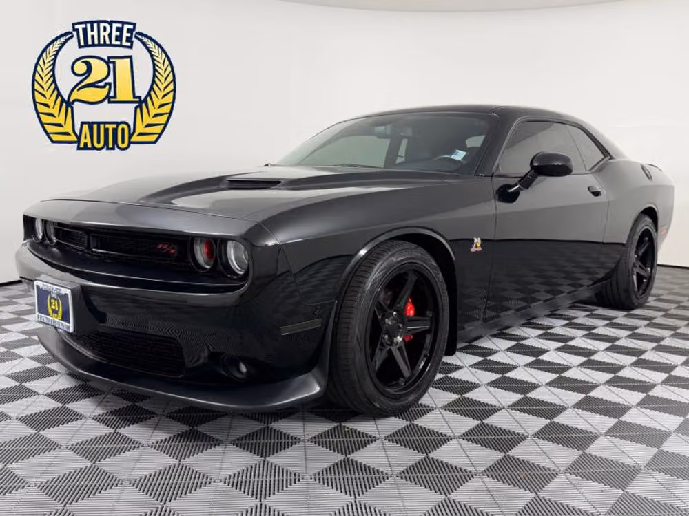 2018 Dodge Challenger R/T Scat Pack Image 1