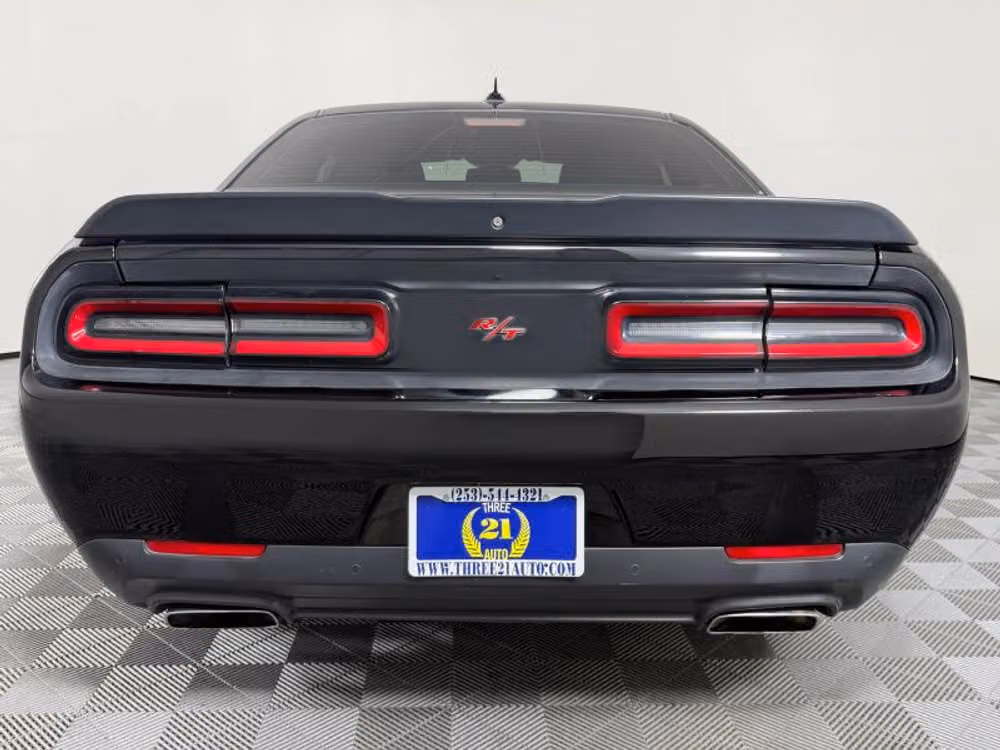 2018 Dodge Challenger R/T Scat Pack Image 9